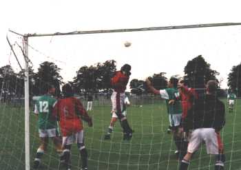 man_u_4.jpg (9734 bytes)