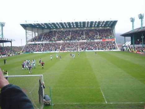 pitch.jpg (15990 bytes)