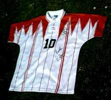 latapy_shirt_front_t.jpg (6987 bytes)