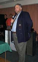 Hibs Chairman, Malcolm McPherson makes his speech